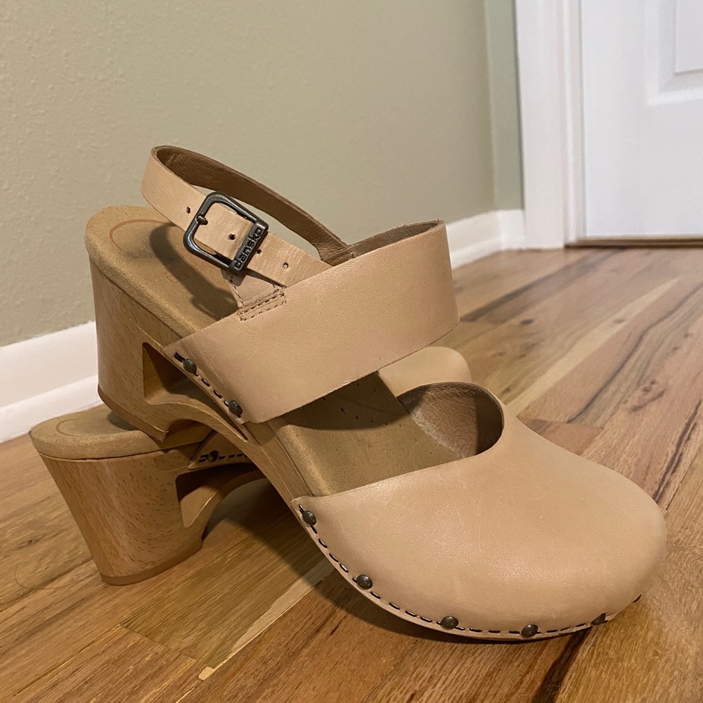 Dansko Thea Tan Slingback Clog EU 40